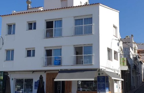 Llanca Apartment | port de llança , LA Miranda