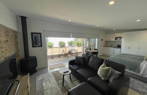 Port Fairy House | Port Fairy BNB - The Green Suite