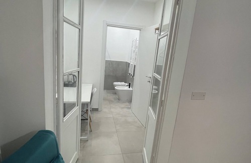 Historic Centre House | Porta Nuova Suite 57