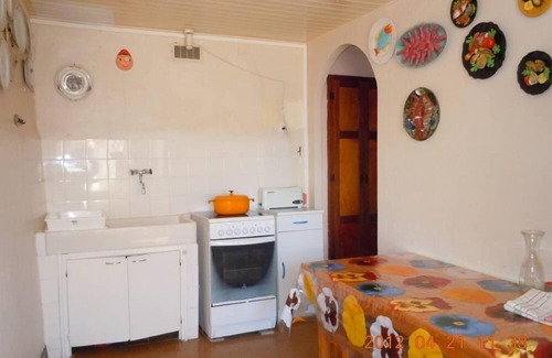Porticciolo House | Porticciolo: 14 yards from the water, in a dreamy little mediterranean village, the countryside by the sea, village house maintained with care. The beach is a 5 minutes walk away.