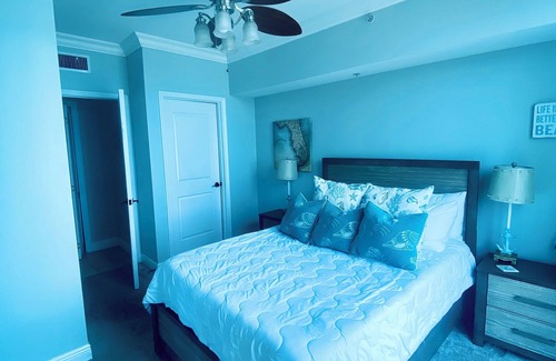 Pensacola Beach Resort | Portofino Pensacola Beach Paradise n2 bedroom 2 1/2 bath dolphin view room