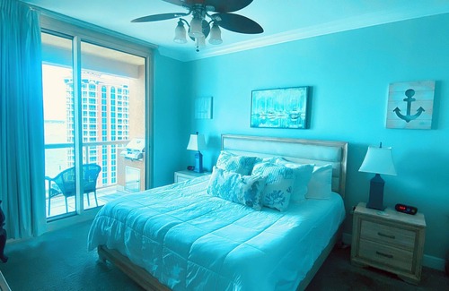 Pensacola Beach Resort | Portofino Pensacola Beach Paradise n2 bedroom 2 1/2 bath dolphin view room