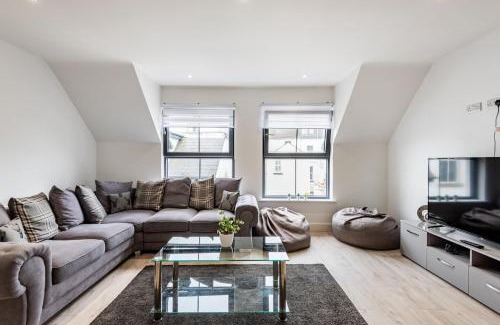 Isle of Luing Apartment | Portrush Family Stay By The Beach