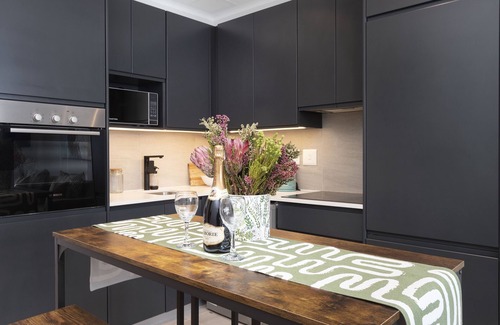 Green Point Apartment | Portswood 103