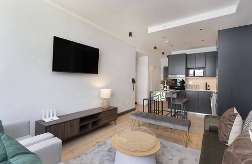 Green Point Apartment | Portswood 103