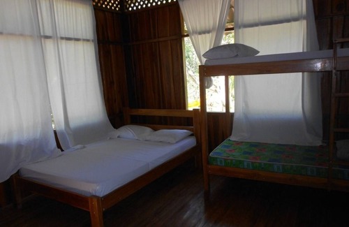 Dominicas Hotel | Posada Cerro Escondido