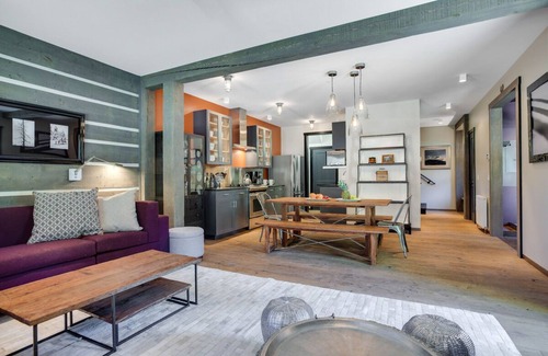 Taos Ski Valley Ski Chalet | Posh, Pet-Friendly Chalet with Fireplace, WiFi