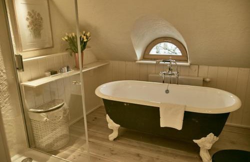 Ruciane-Nida Hotel | Posiadłość Wiejska Ogrody Acqua di Rosa