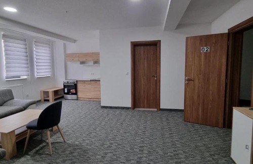 Canton 10 Apartment | Poslovno-edukativni centar