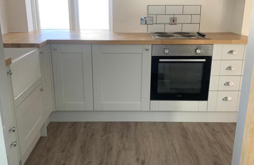 Romford Apartment | POST BOX LODGE x