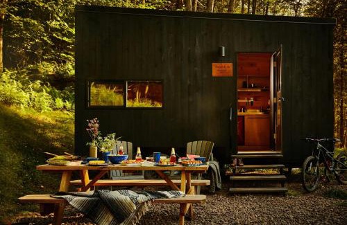 Kettle River Other | Postcard Cabins Kettle River, Outdoor Collection by Marriott Bonvoy