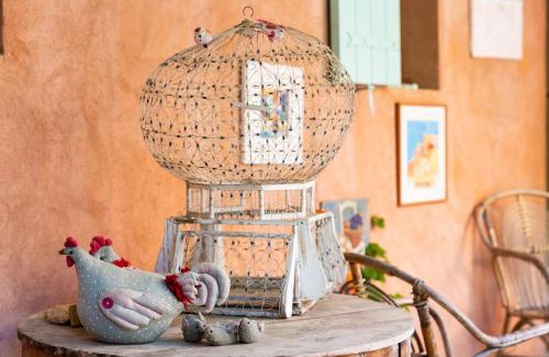 Roussillon House | Poterie de Pierroux