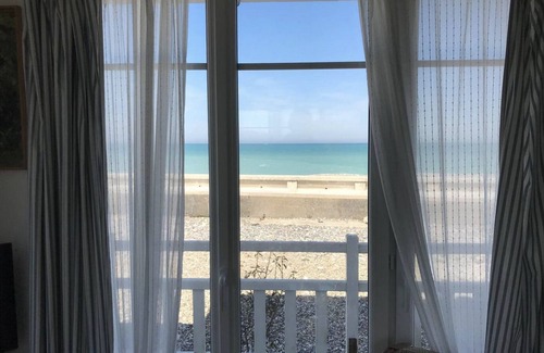 Seine-Maritime House | Pourville Face à la mer : Belle ou Déchaînée, Animaux Acceptés