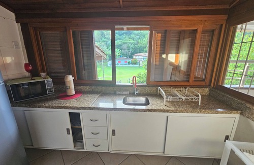 Lagoa da Conceicao Hotel | Pousada Bizkaia