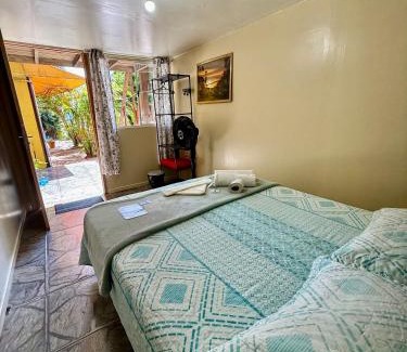 Paranagua Hotel | Pousada & Camping Tubarão