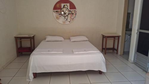 Montes Claros de Goias Hotel | Pousada dos Ipês