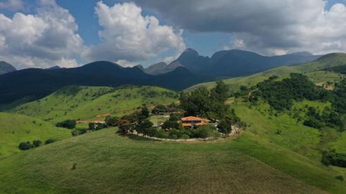 Araras Hotel | Pousada Fazenda Aroeira Secretário