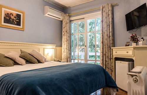 Vila Suzana Hotel | Pousada Jardim Azul