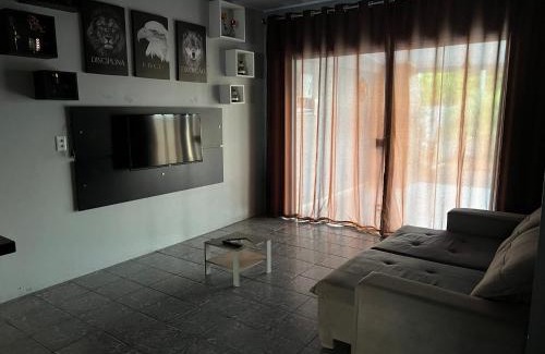 Santa Felicidade House | Pousada Locks, Cascavel, Paraná - 01