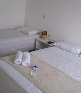 Praia da Armacao do Itapocoroi Hotel | Pousada Petunia's