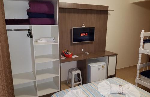 Praia da Armacao do Itapocoroi Hotel | Pousada Valentina