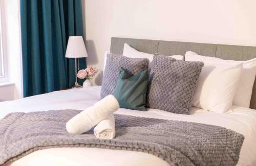 Montpelier Apartment | Powis Patio Retreat By My Getaways