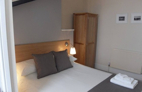 Scarborough Bed & Breakfast | Powys Lodge