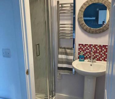 Praa Sands Apartment | Praa Sands - Apartment - Sleeps 2 - Parking