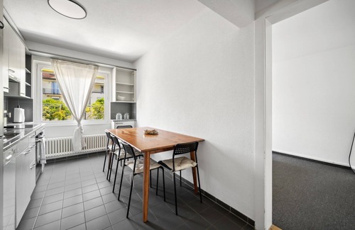 Seebach Apartment | Practical & Cozy 2BR Apartment