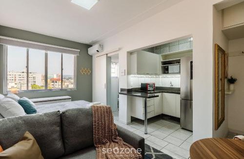 Azenha Apartment | Practical Studio Near Farroupilha Park HPN707