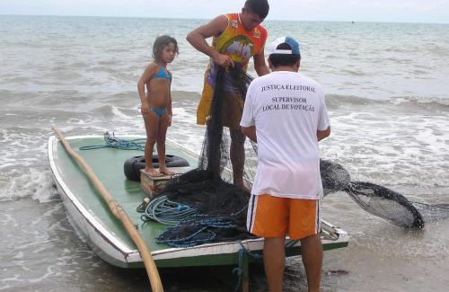 Zumbi House | Praia piscina e BBQ condomínio fechado 3 quartos Ch11