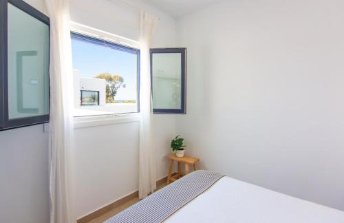 Zahora Villa | Preciosas villas con jardín y vistas al faro, a 700m de la playa