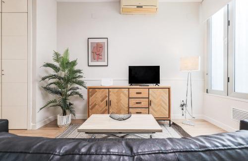 San Julian Apartment | Precioso estudio en San Julián Sevilla, AC WiFi Hiniesta estudio