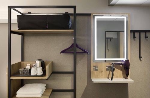 Bedford Hotel | Premier Inn Bedford - Priory Marina