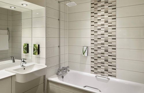 Filton Hotel | Premier Inn Bristol Filton