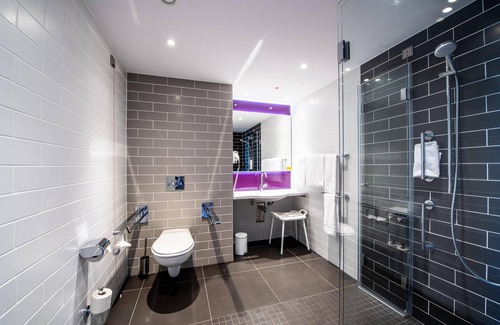 Altstadt-Sued Hotel | Premier Inn Köln City Süd