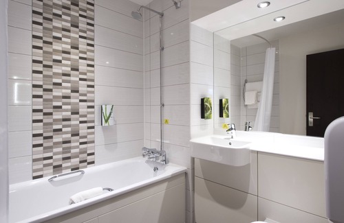 Rhyl Hotel | Premier Inn Rhyl Seafront