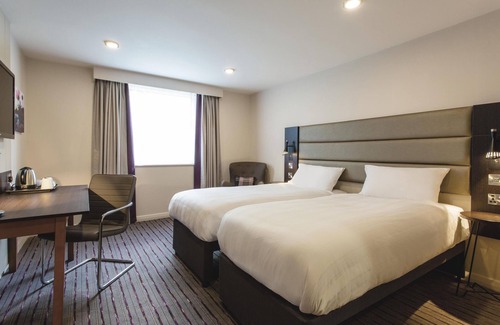 Wolverhampton Hotel | Premier Inn Wolverhampton North