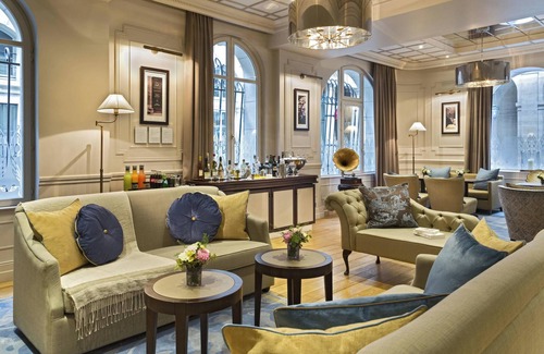 Quartier de la Place-Vendome Apartment | Premiere Suite Apartment With Aircon In Louvre