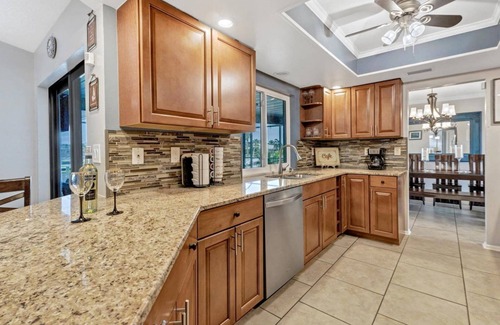 Charlotte Harbor House | 🥇 Premium 3bd villa on canal with a private pool (CH875)