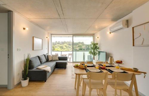 Vila Nova de Gaia Apartment | Premium Apartments with Balcony, Pool & Garage by HostWise