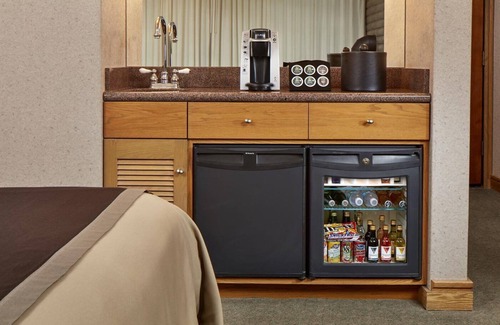 San Simeon Hotel | Premium King Coastal View Room w/Fireplace | Short Drive from Hearst Castle