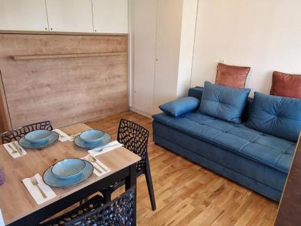 Meterize Apartment | Premium Studio Apartment