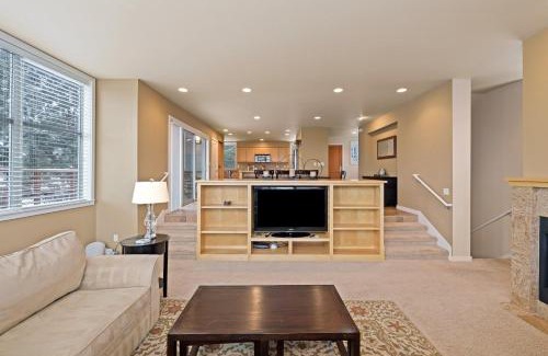Redmond House | Presidio Park home