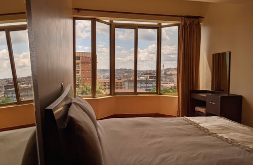 Kampala Hotel | Prestige Hotel Suites Kampala