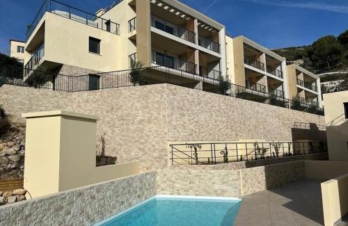 Eze Apartment | Prestige View 103