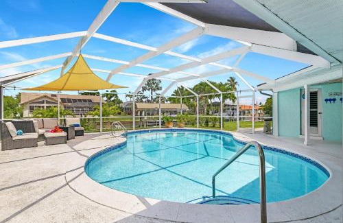 Pelican House | Prestigious location, Renewal Remodel, Heated Pool - Villa Pineapple Oasis