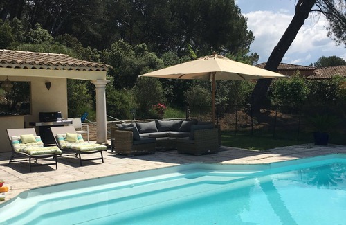 Eguilles Villa | Pretty country house 220m2 with pine forest 10 minutes from Aix en Provence