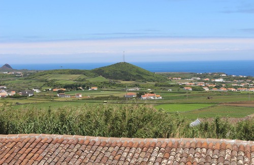 Santa Cruz da Graciosa House | Pretty houses - Fontes Viewpoint