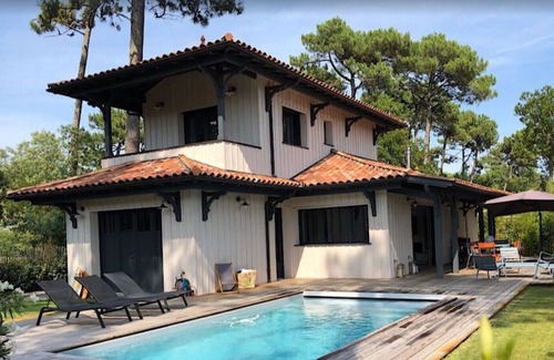 Cap-Ferret House | Pretty new villa with heated pool in the center of Cap Ferret